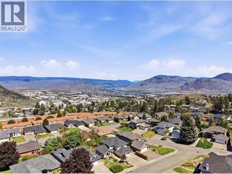 Photo 67 of 1954 Stirling Drive, Aberdeen, Kamloops
