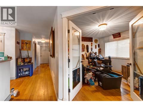 Photo 10 of 10957 Pheasant Road, Lake Country East / Oyama