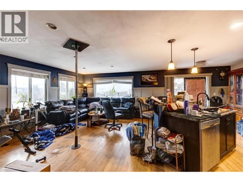 Photo 8 of 10957 Pheasant Road, Lake Country East / Oyama