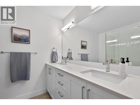 Primary Ensuite at 720 Valley Road Unit# 28, North Glenmore, Kelowna