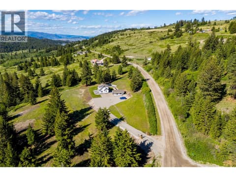 Located in the picturesque Lake Country community just 10 minutes to Predator Ridge & 20 minutes to both Vernon and Lake Country at 17936 Angus Road, Lake Country North West