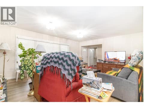 Photo 2 of 350 Rutland Road S, Rutland South, Kelowna
