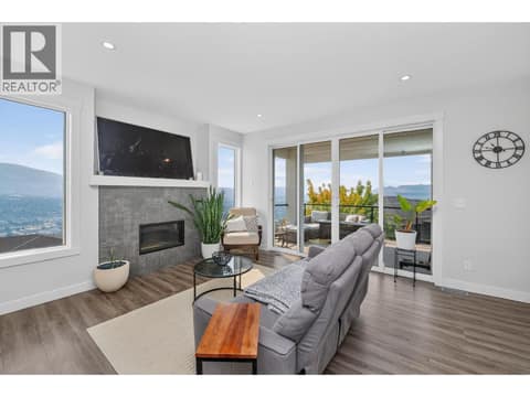 Photo 23 of 5120 Turtle Pond Court, Bella Vista, Vernon