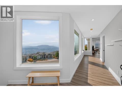 Photo 5 of 5120 Turtle Pond Court, Bella Vista, Vernon