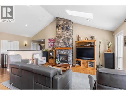 Photo 14 of 1409 + 1429 Teasdale Road, Black Mountain, Kelowna