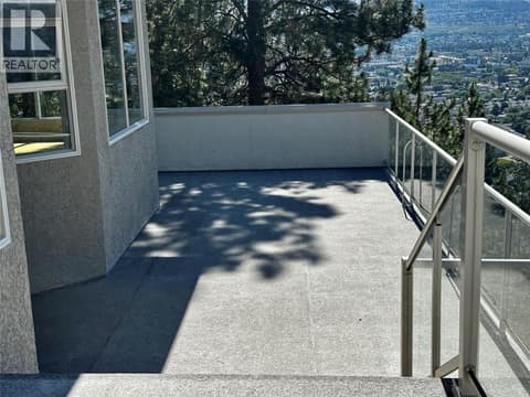 Massive Deck at 880 Christina Place Unit# 21, Dilworth Mountain, Kelowna