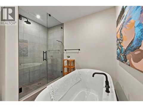 Photo 18 of 9652 Benchland Drive Unit# 307, Lake Country South West
