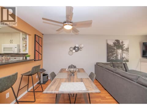 Photo 11 of 1607 43 Avenue Unit# 202, Harwood, Vernon