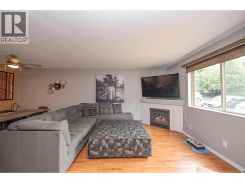 Photo 9 of 1607 43 Avenue Unit# 202, Harwood, Vernon