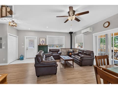 Main floor living area at 10818 Westshore Road, Okanagan North, Vernon