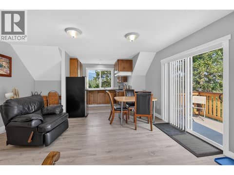 Upper level at 10818 Westshore Road, Okanagan North, Vernon