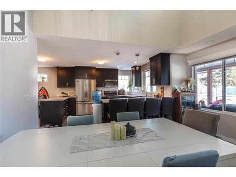 Photo 10 of 42 Lakeshore Drive, Okanagan North, Vernon