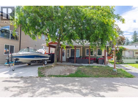 Photo 3 of 42 Lakeshore Drive, Okanagan North, Vernon
