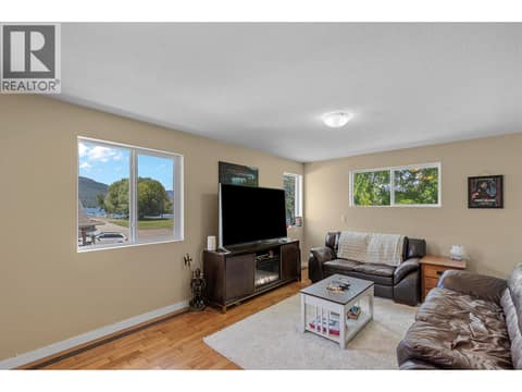 Second living room upstairs at 42 Lakeshore Drive, Okanagan North, Vernon