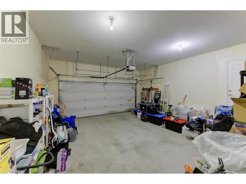 2 car garage at 2352 SELKIRK Drive Lot# 37, Dilworth Mountain, Kelowna