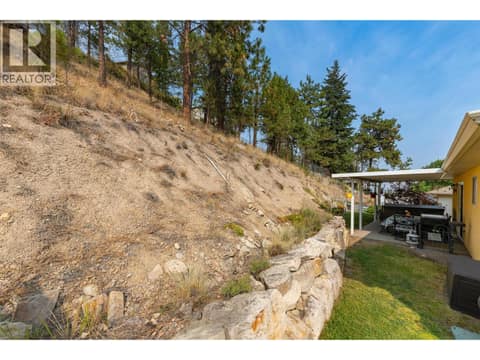 A touch of grass for your pets at 2352 SELKIRK Drive Lot# 37, Dilworth Mountain, Kelowna