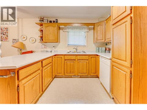 Photo 12 of 1700 Bighorn Road Unit# 5, Harwood, Vernon