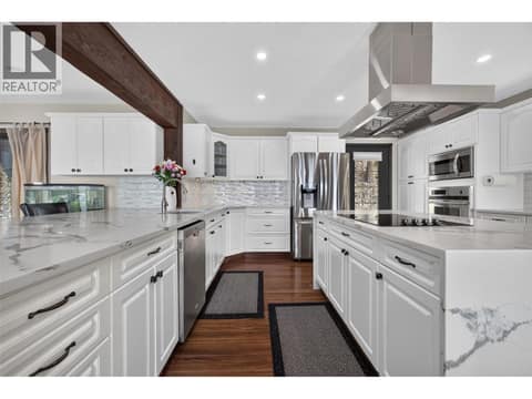 Photo 3 of 7959 Tronson Road, Bella Vista, Vernon
