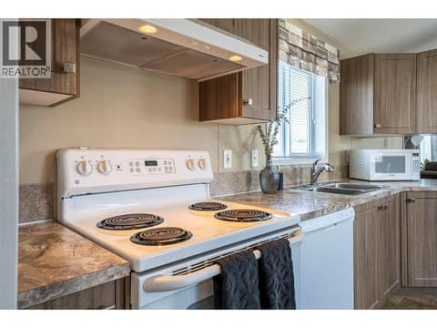 Photo 9 of 12560 Westside Road Unit# 74, Okanagan North, Vernon