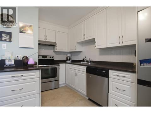 Photo 11 of 2505 SUNSET Drive Unit# 1, Valleyview, Kamloops
