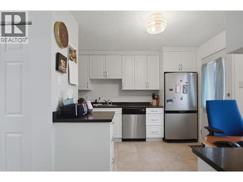 Photo 12 of 2505 SUNSET Drive Unit# 1, Valleyview, Kamloops