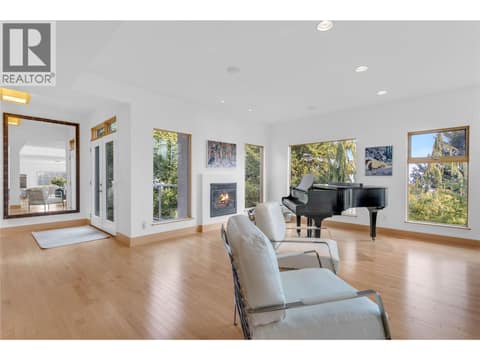 Entry Foyer at 5851 Lakeshore Road, Upper Mission, Kelowna