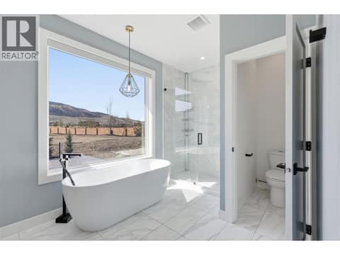 Photo 33 of 347 Rue Cheval Noir, Tobiano, Kamloops