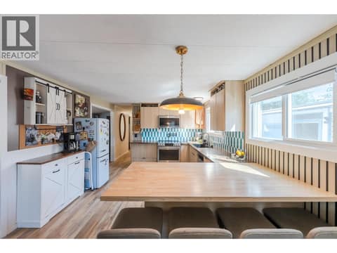 Photo 5 of 3999 Skaha Lake Road Unit# 78, Main South, Penticton
