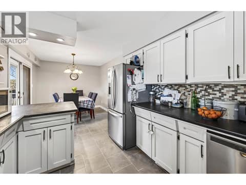 Photo 12 of 629 RICHMOND Avenue, North Kamloops
