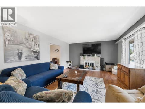 Photo 3 of 629 RICHMOND Avenue, North Kamloops