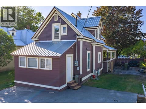 Photo 10 of 408 & 410 Mackenzie Avenue, Revelstoke