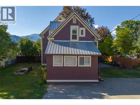 Photo 13 of 408 & 410 Mackenzie Avenue, Revelstoke