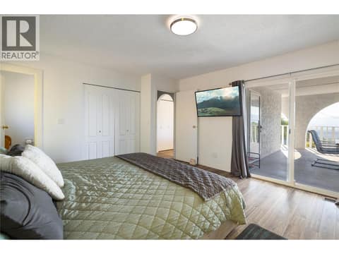 Photo 15 of 1035 Toovey Road, Black Mountain, Kelowna