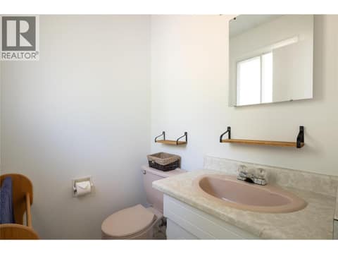 Photo 17 of 1035 Toovey Road, Black Mountain, Kelowna