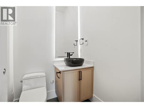 Photo 20 of 8948 Tavistock Road, Adventure Bay, Vernon
