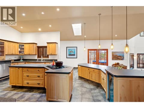 Photo 10 of 335 MIDDLE BENCH Road, Uplands/Redlands, Penticton