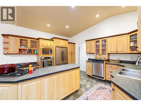 Photo 12 of 335 MIDDLE BENCH Road, Uplands/Redlands, Penticton