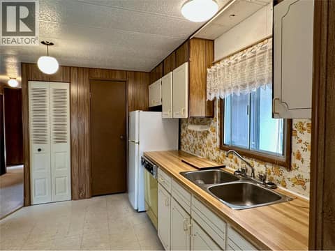 Kitchen at 15401 Kalamalka Road Unit# 308, Middleton Mountain Coldstream, Vernon