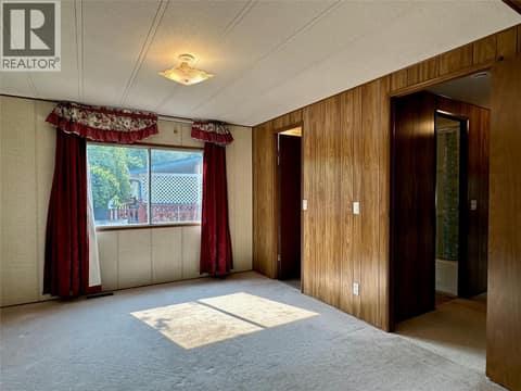 Primary bedroom at 15401 Kalamalka Road Unit# 308, Middleton Mountain Coldstream, Vernon