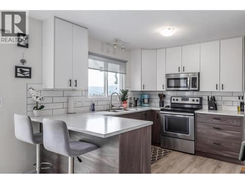 Photo 14 of 3728 - 3724 Glenway Road, Glenrosa, West Kelowna