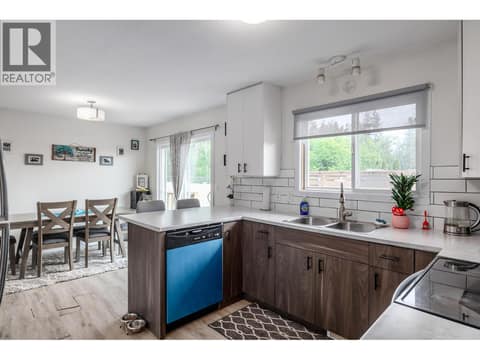 Photo 17 of 3728 - 3724 Glenway Road, Glenrosa, West Kelowna