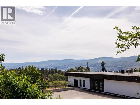 Photo 29 of 3728 - 3724 Glenway Road, Glenrosa, West Kelowna