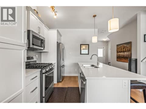 Photo 8 of 4600 Okanagan Avenue Unit# 5, Okanagan Landing, Vernon