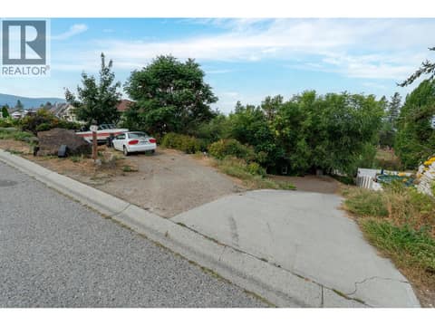 Photo 5 of 1350 Bentien Road, Black Mountain, Kelowna