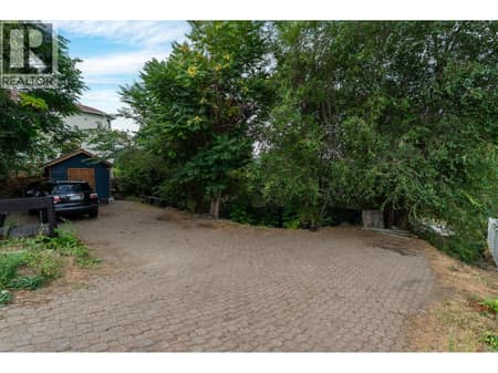Photo 6 of 1350 Bentien Road, Black Mountain, Kelowna