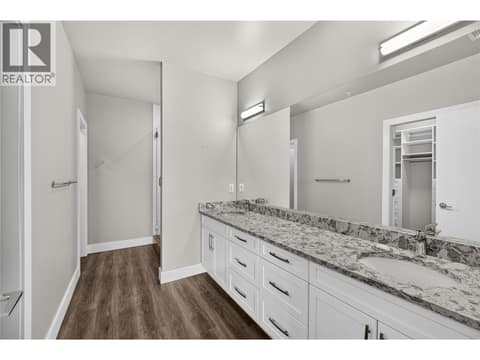 Photo 18 of 400 Vista Park Unit# 422, Main South, Penticton