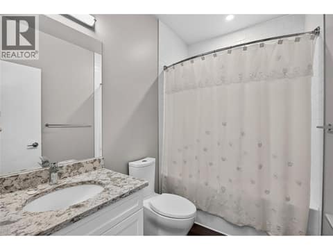 2 bathroom at 400 Vista Park Unit# 422, Main South, Penticton