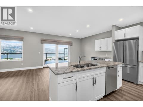 Photo 3 of 400 Vista Park Unit# 422, Main South, Penticton