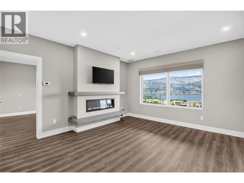 Photo 8 of 400 Vista Park Unit# 422, Main South, Penticton