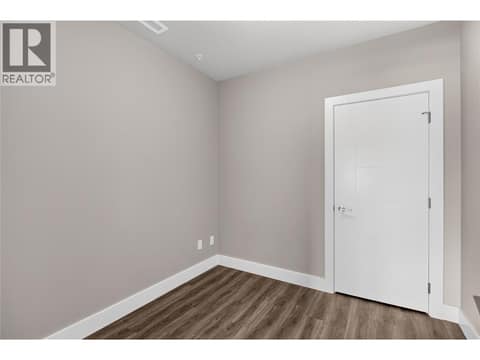 Den at 400 Vista Park Unit# 422, Main South, Penticton